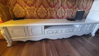 Conjunto Aparador y Mesa Auxiliar