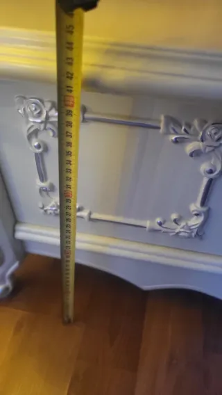 Conjunto Aparador y Mesa Auxiliar