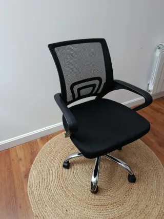 Silla de Oficina Negra