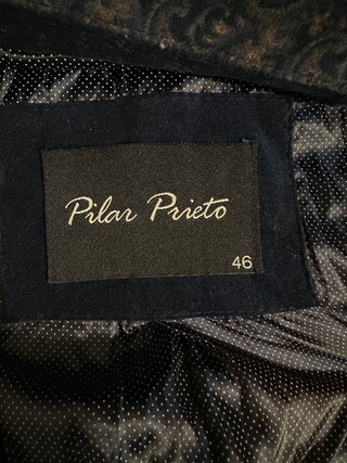 Americana Pilar Prieto azul estampado talla 46