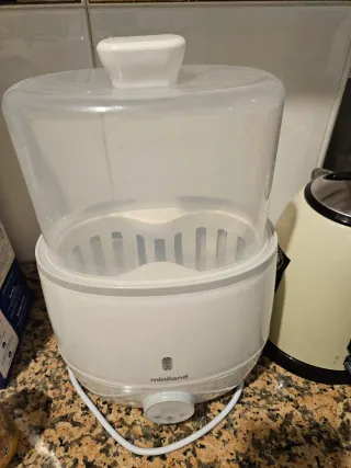 Esterilizador Miniland con poco uso