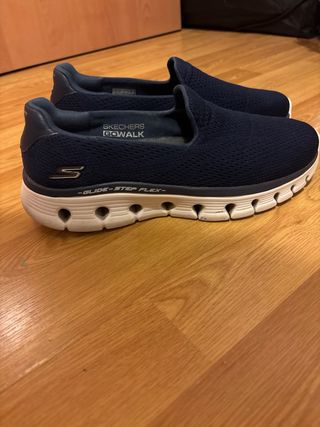 Zapatillas Skechers Azul Marino y Blanco