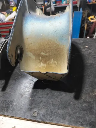 Asiento de Revolution tapa de carburador más tapa