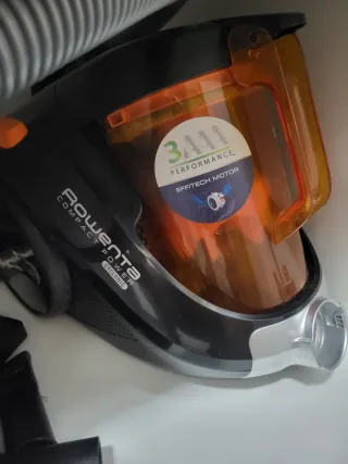 Aspiradora Rowenta Compact Power Cyclonic