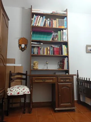 Dormitorio completo con dos camas