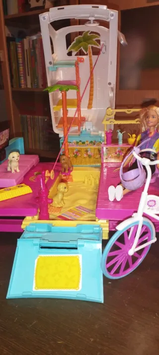 Casa mobile Barbie con accessori