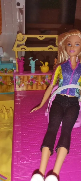 Casa mobile Barbie con accessori