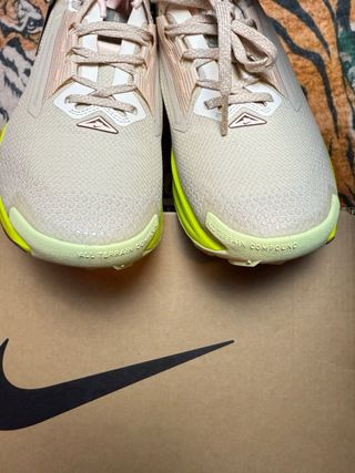 Nike Pegasus Trail 5 GTX Beige/Giallo