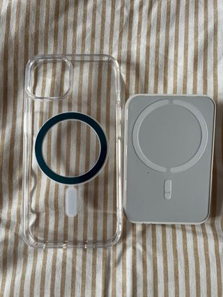 Funda y cargador MagSafe iPhone 13