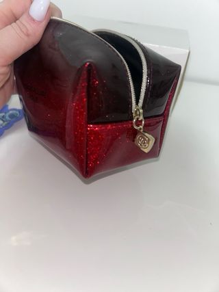 Pochette Chanel Rouge Allure Laque