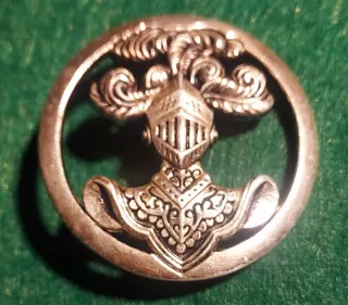 Insígnia Cavaleiro Armadura Metal