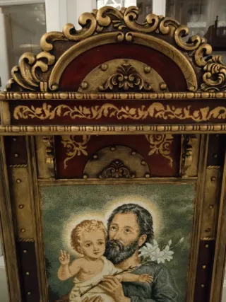 Retablo de madera tapiz.San José y El Niño.