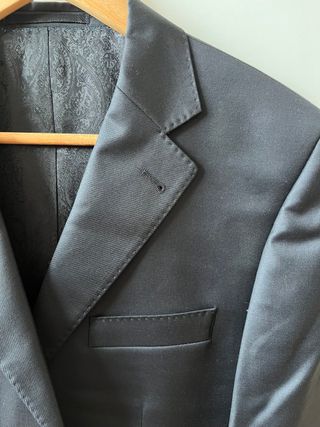 Traje de hombre negro