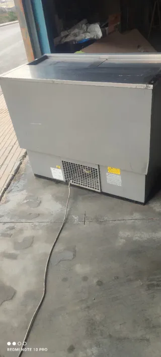 Botellero Cervezas Alhambra para reparar