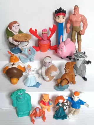 Lote 15 figuras Disney