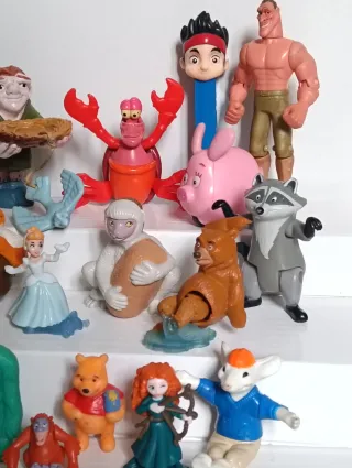 Lote 15 figuras Disney