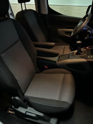 Toyota Proace city verso 2025