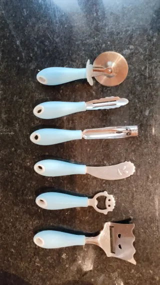 Set Utensilios Cocina Azul y Plata