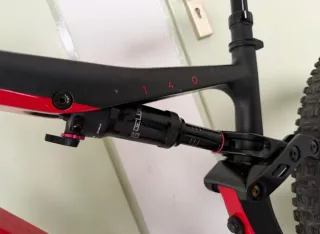 Bicicleta MTB Doble Suspensión Carbono