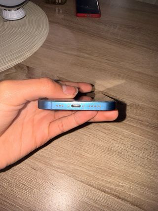 iPhone 13 azul