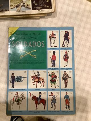 Libro de Oro Sellos Soldados Uniformes Militares
