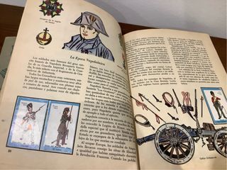 Libro de Oro Sellos Soldados Uniformes Militares