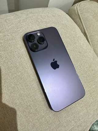 iPhone 14 Pro Max Morado