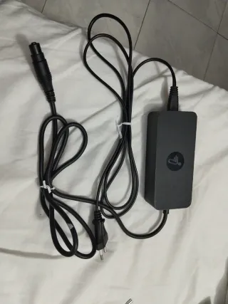 Patinete eléctrico, modelo: SEGWAY, Ninebot F3,