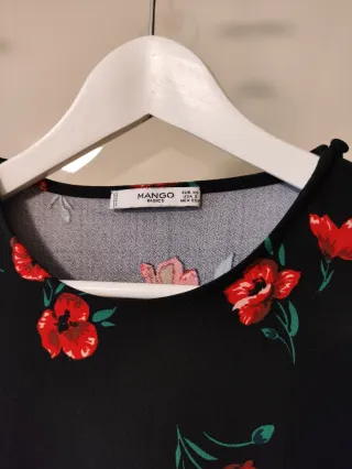 Vestido negro flores Mango