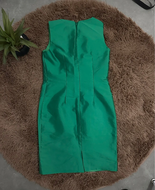 Vestido Carla Ruiz verde esmeralda (MEDIDAS MD)