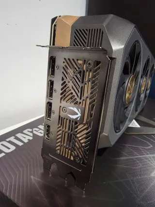 Nvidia RTX 5090 32GB Tarjeta Gráfica