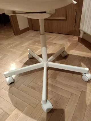 Silla de oficina blanca Ikea