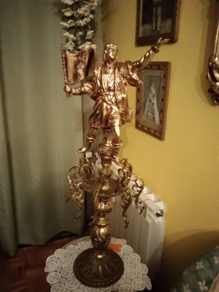 Figura de Bronce Decorativo