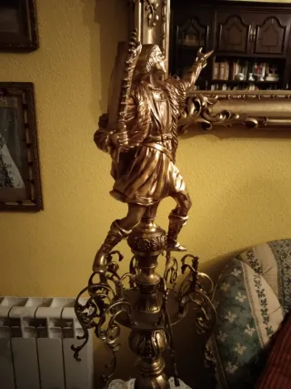 Figura de Bronce Decorativo