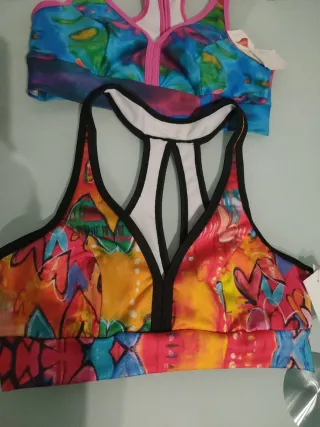 2 Tops Deportivos Multicolor