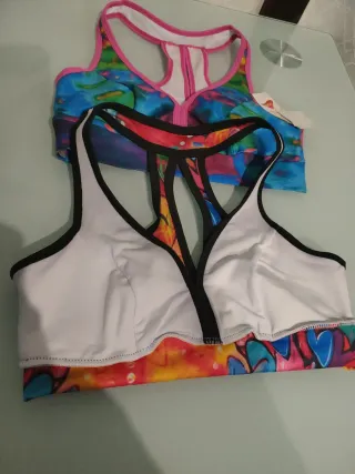2 Tops Deportivos Multicolor