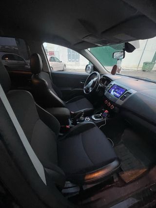 Citroen C-Crosser 2012