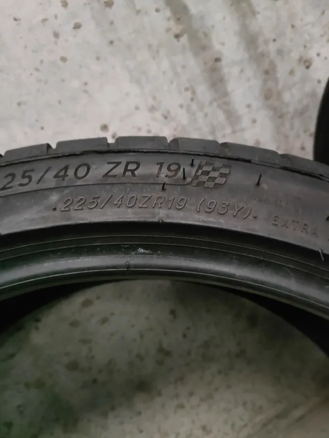 Neumáticos 225/40 ZR19 93Y Michelin Pilot Sport 4