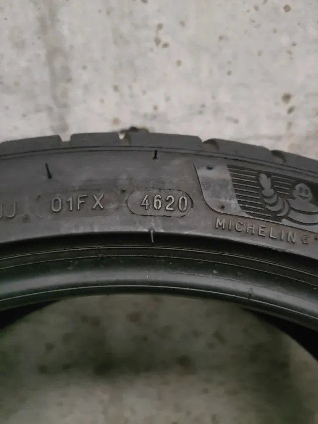 Neumáticos 225/40 ZR19 93Y Michelin Pilot Sport 4