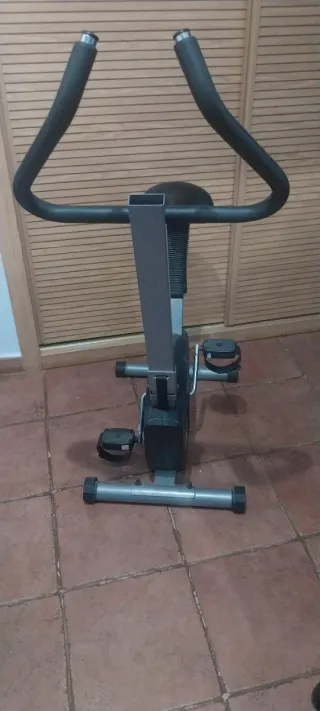 Bicicleta Estática HC 110Kg 2004