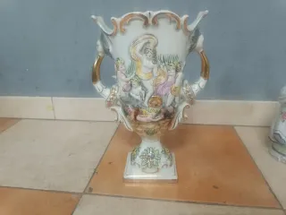 Figuras de porcelana estilo antiguo