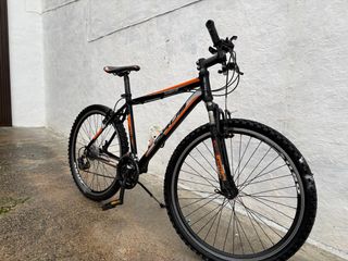 Bicicleta de Montaña de 26”