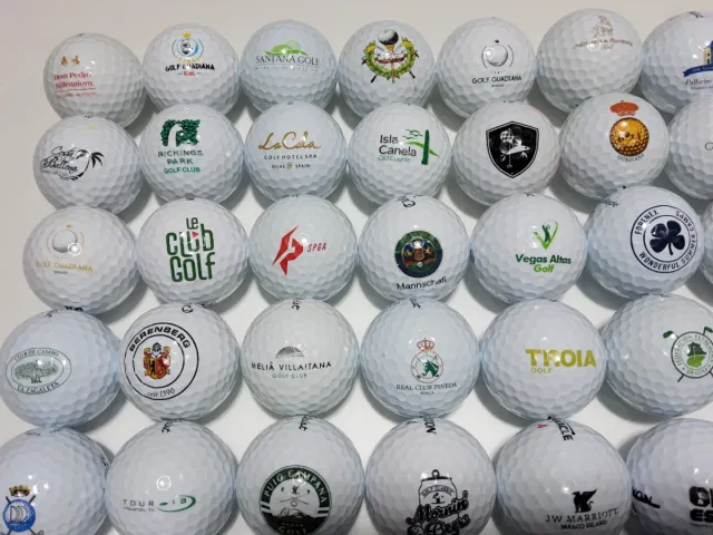 66 Bolas de Golf con Logotipos Variados