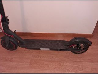 Patinete Eléctrico Ruedas anti pinchazo