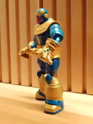 Action Figure Thanos Marvel Avengers