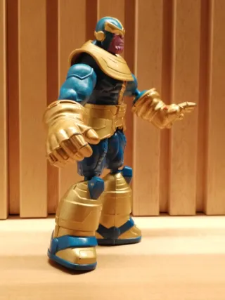 Action Figure Thanos Marvel Avengers