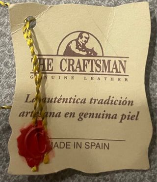 Llavero marca  The Craftsman Piel Genuina Negro
