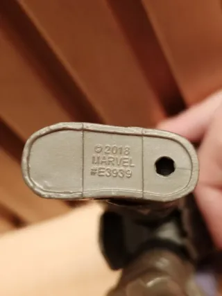 Action Figure Thanos - Avengers Endgame