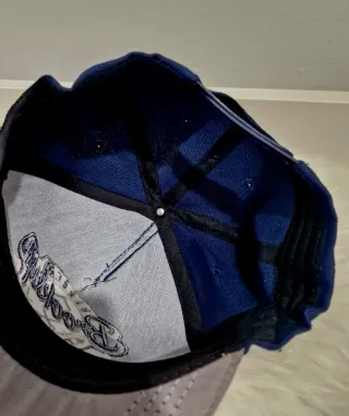 Boné Homem Azul e Cinza