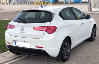 Alfa Romeo Giulietta IMPECABLE 1.6 105 cv 2011
